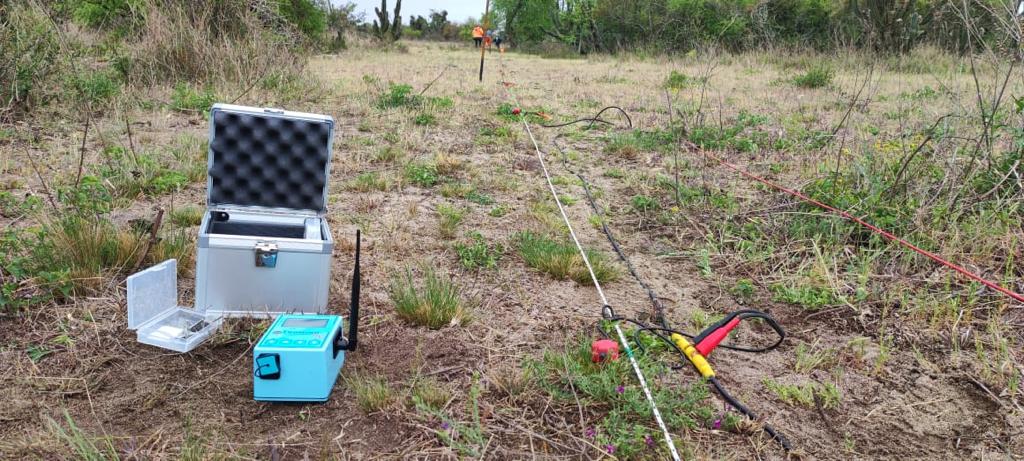 Site survey for the design engineering of a river terminal, Soriano Department, Uruguay