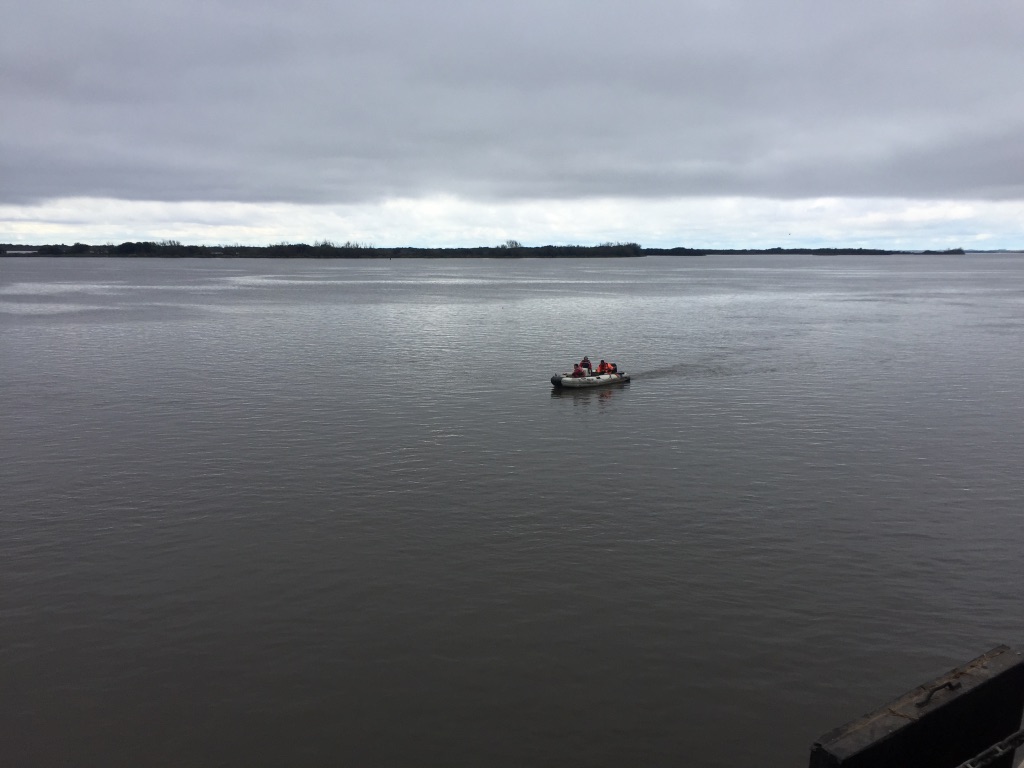 Site survey for sedimentation control, control bathymetry and detection of submerged objects