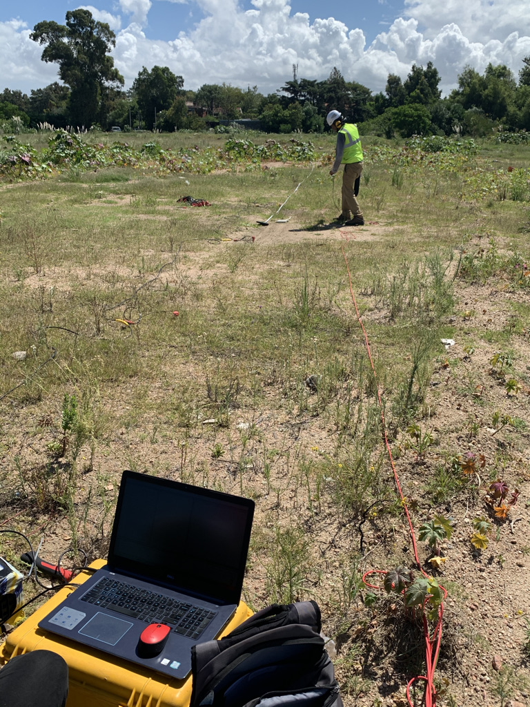 Soil study using seismic methods. Paso Carrasco